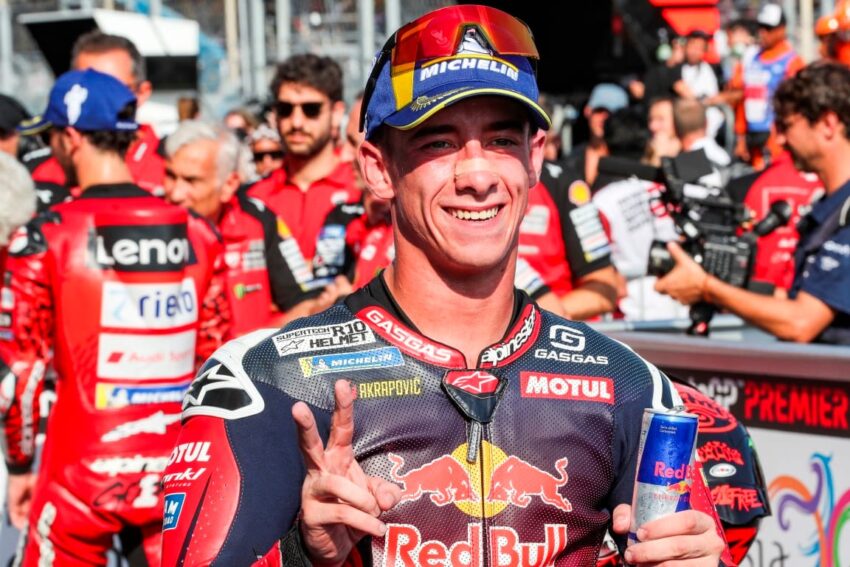 Alasan Acosta tetap mempertahankan podium MotoGP Indonesia meski bannya tidak rata