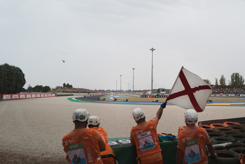 Catatan Pelanggan MotoGP Misano Minggu: Berjudi di Tengah Hujan - Biaya Tinggi yang Harus Dibayar Jika Melakukan Kesalahan | MotoMatters.com