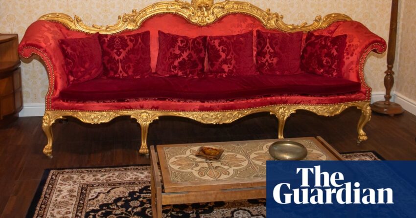 Bagaimana sofa Clive of India tahun 1767 berakhir di ruang tamu Inggris di Asia Selatan | Kolonialisme