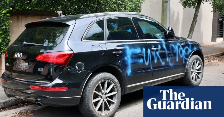 Vandalisme anti-Israel di Sydney 'tidak mempunyai tempat di Australia modern', kata Josh Burns dan Dave Sharma | Sidney