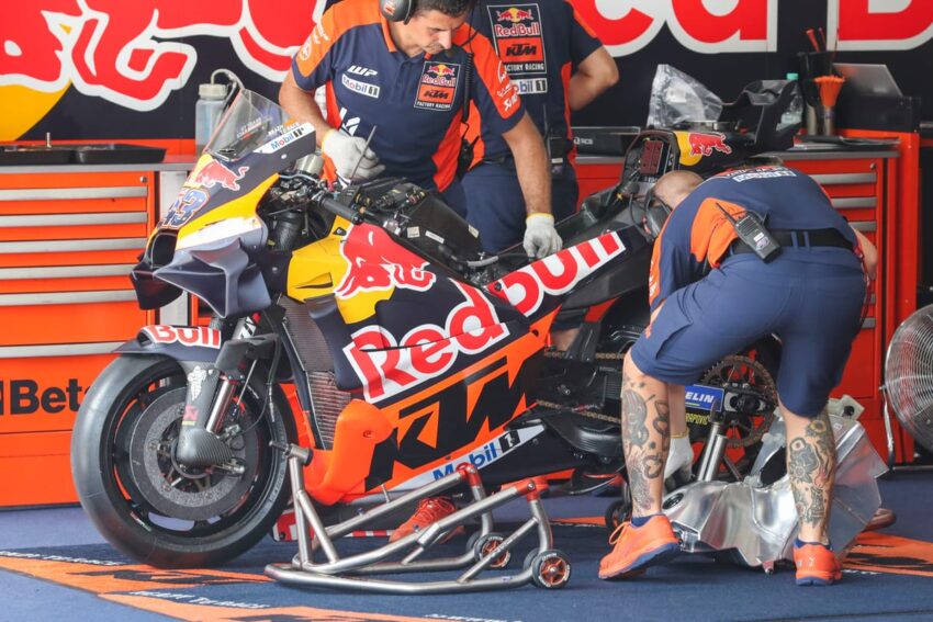 Podcast: Apa arti krisis KTM bagi MotoGP