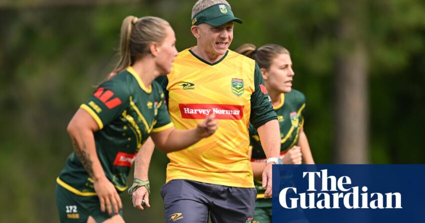 Pelatih Jillaroos Brad Donald mengundurkan diri menjelang Tes Liga Rugby Bersejarah di Las Vegas | Tim Liga Rugby Wanita Australia