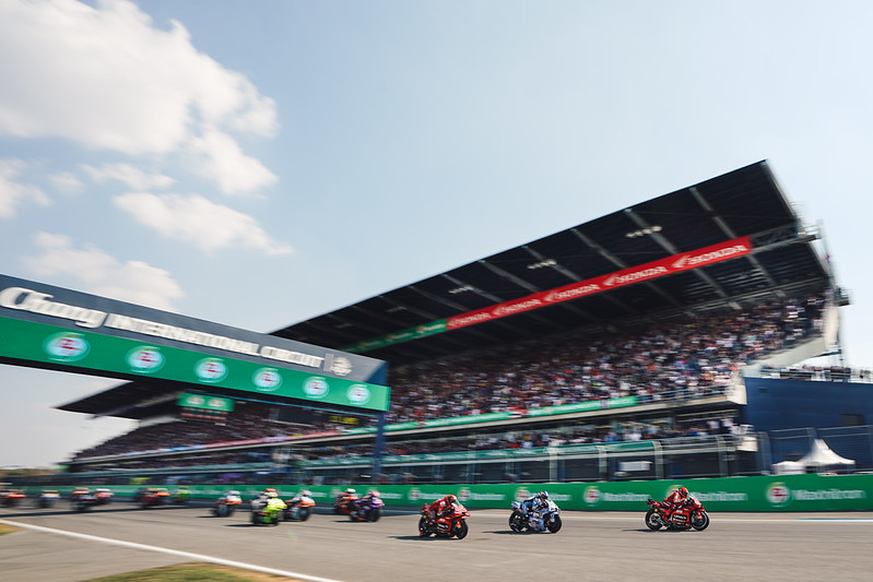 Buriram MotoGP Saturday Sprint Race Notes: Orde baru, bintang yang sedang naik daun, dan mengapa balapan itu adalah prosesi | Motomatters.com