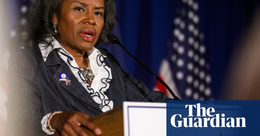Calon GOP untuk Gubernur Virginia mencoba menjauhkan diri dari anti-aborsi masa lalu | Virginia