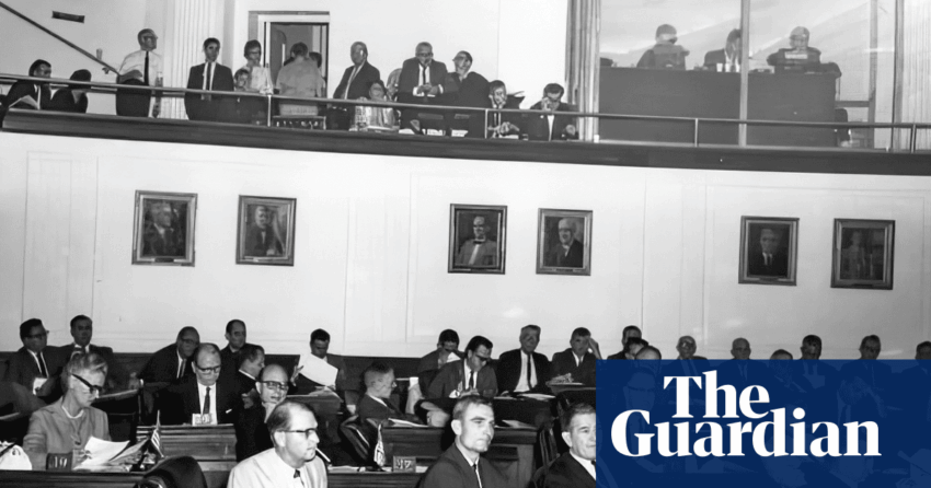 'Kita hidup dalam ketakutan merah kedua': Apa yang bisa kita pelajari dari buku mengerikan tentang masa lalu Florida? | Buku
