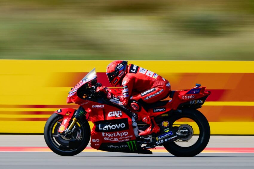 Marquez memenangkan pertarungan tiang Aragon Motogp yang sangat tangguh