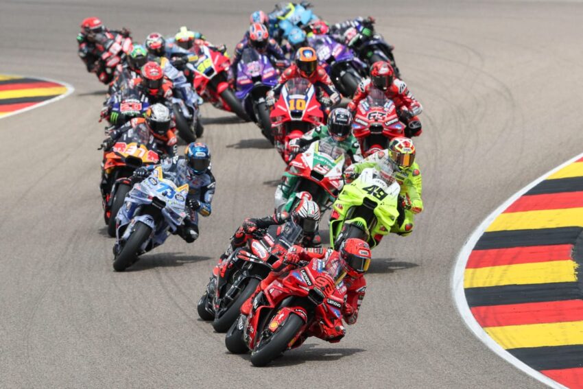 Hanya 10 pengendara selesai di GP Jerman yang didominasi marquez