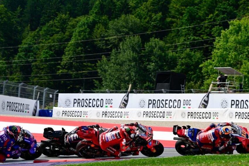 'We Got Lucky' - Pengendara MotoGP Ingin Aksi Setelah Mulai Kekacauan