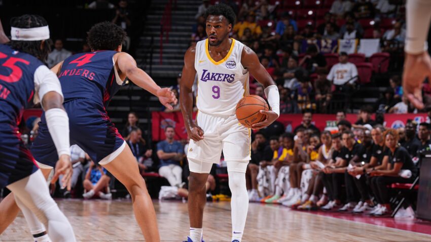 Lakers 'Bronny James bermain golf mic'd di video sebelum musim 2025-26 musim NBA