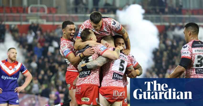 Leigh Mengatasi Wakefield di Playoff untuk mengatur pertandingan ulang semifinal dengan Wigan | Liga Super