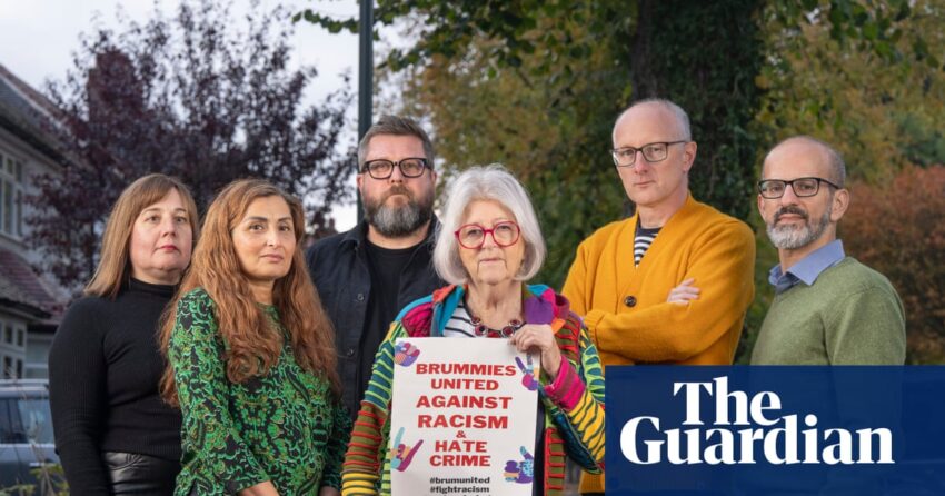 'Brummies bersatu melawan rasisme': kampanye poster melibatkan kelompok paling kanan | Birmingham