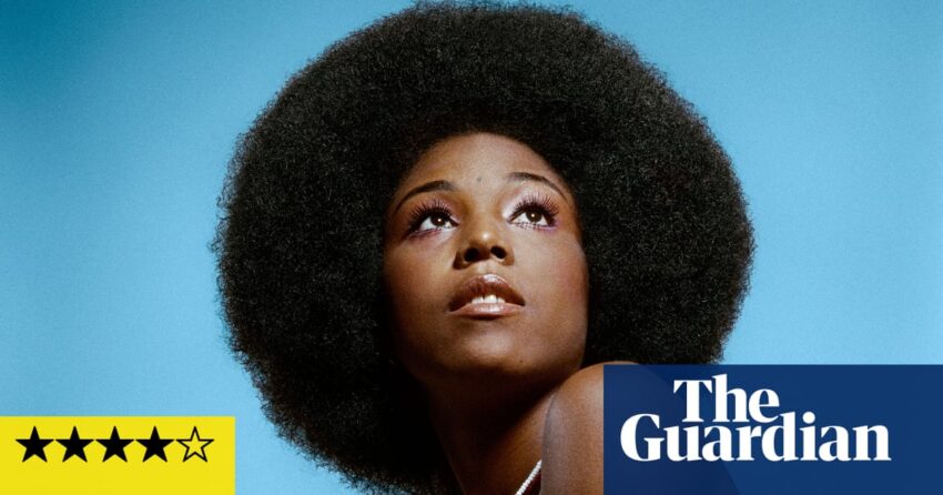 Black Is Beautiful: Kisah Kwame Brathwaite – catatan menggembirakan dari fotografer pengubah permainan | Film dokumenter