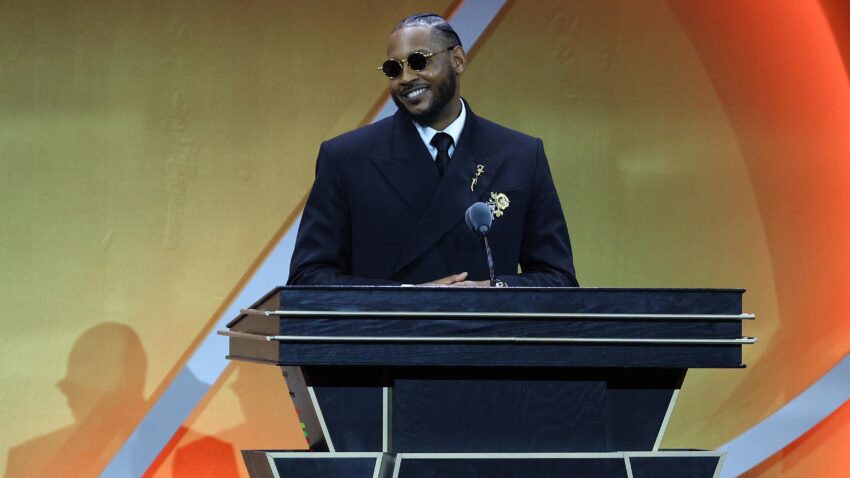 Carmelo Anthony Mengatakan Lakers 'Tidak Ada Tembakan', Membicarakan Prospek untuk Musim NBA 2025-26