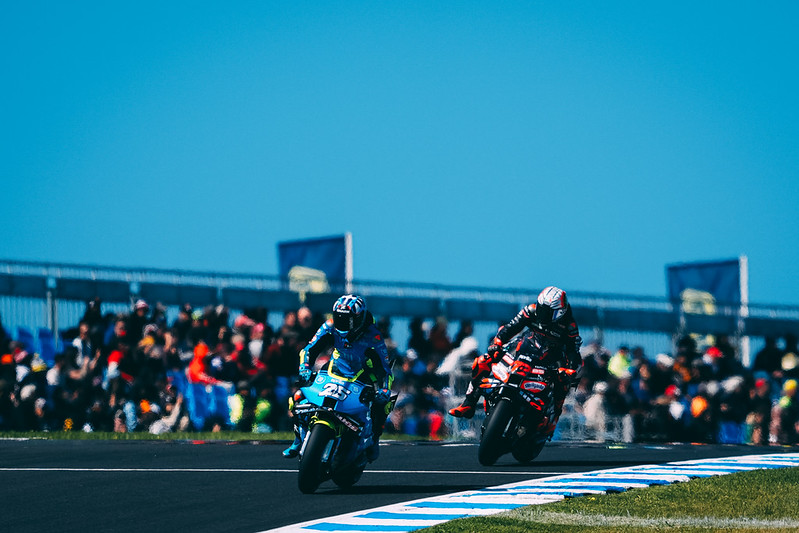Catatan Pelanggan MotoGP Phillip Island Sabtu: Sistem Konsesi Berfungsi, Bezzecchi Cemerlang, dan Ducati Bagnaia yang Gemetar | MotoMatters.com