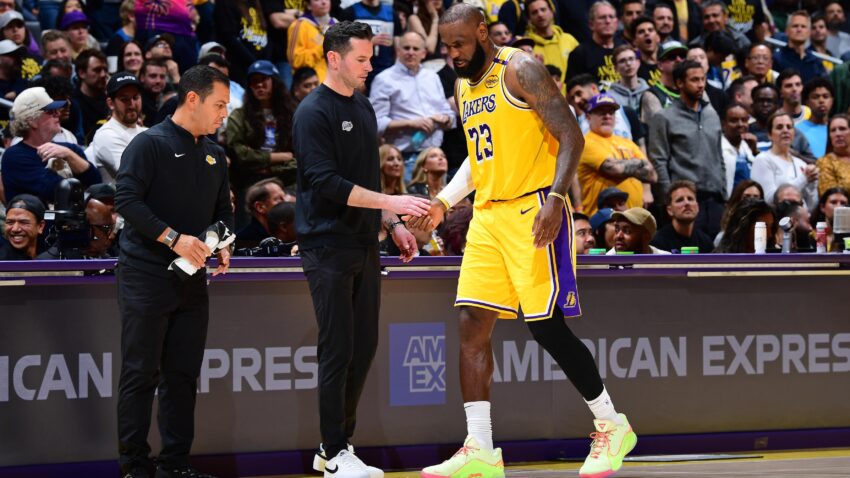 JJ Redick dari Lakers Mengatakan 'Tidak Ada yang Ketakutan' Tentang Keputusan Kedua LeBron James