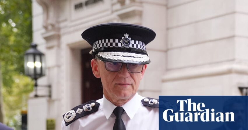Met Chief mengatakan dia tidak akan mengundurkan diri dari rekaman 'keji' BBC dari budaya polisi beracun | Polisi Metropolitan